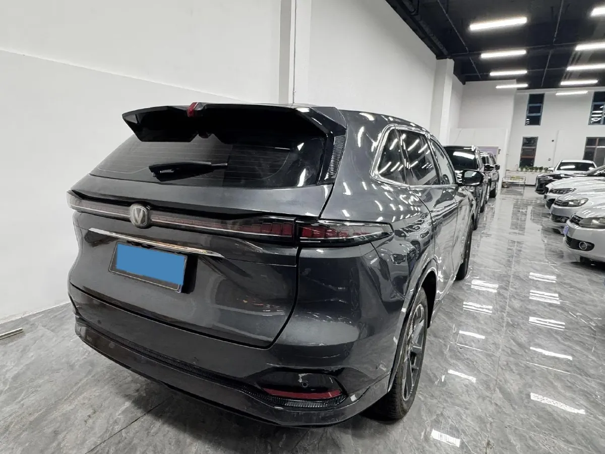 2025 ChangAn CS75 Plus 1.5T 192HP L4 8AT,autocango,china used car exporter,china ev exporter,chinese used car exporter,chinese used ev exporter