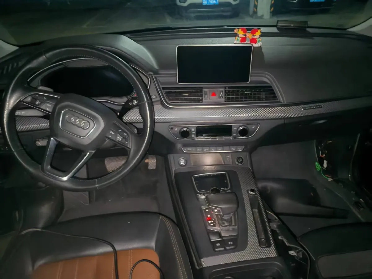 2020 Audi Q5L 2.0T 252HP L4 7DCT,autocango,china used car exporter,china ev exporter,chinese used car exporter,chinese used ev exporter