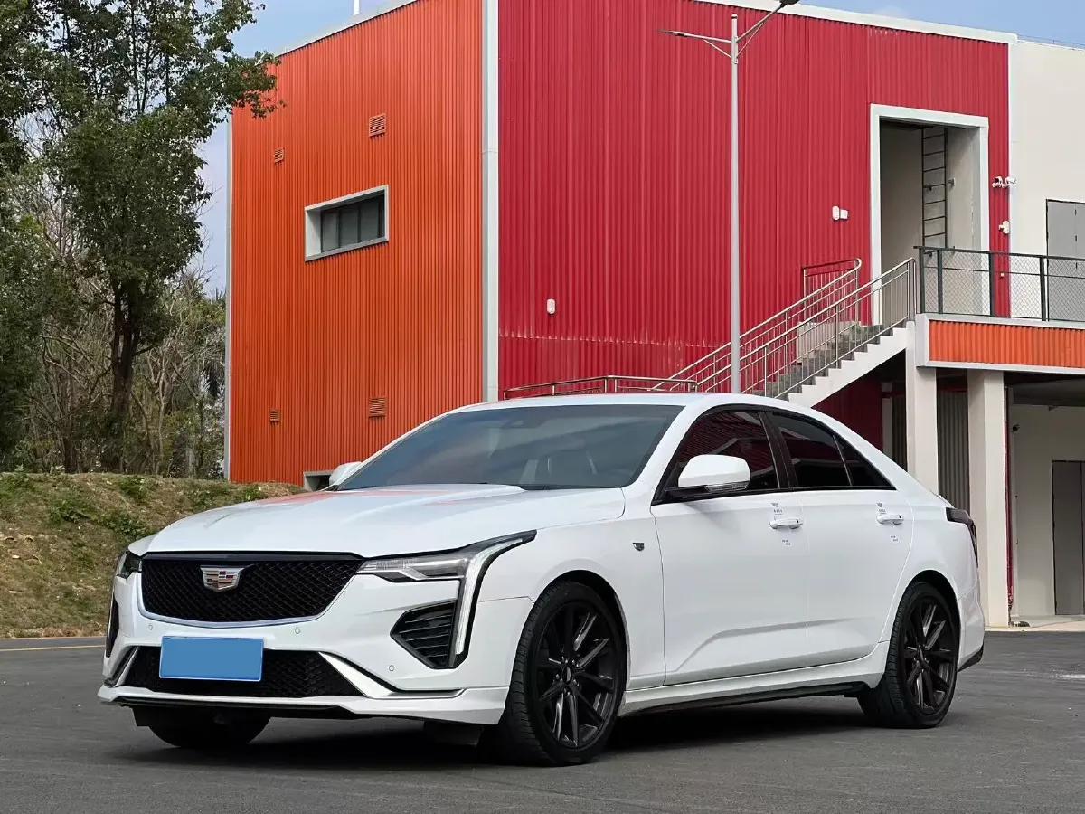 2021 Cadillac CT4 2.0T 237HP L4 8AT,autocango,china used car exporter,china ev exporter,chinese used car exporter,chinese used ev exporter