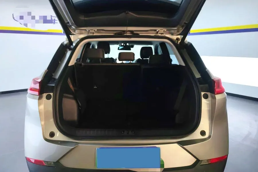 2024 Chevrolet EquinoxPlus 1.5T 180HP L4 2DHT PHEV 24.4KWH,autocango,china used car exporter,china ev exporter,chinese used car exporter,chinese used ev exporter