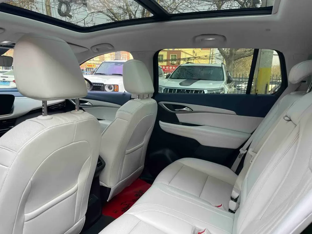 2024 Buick EnvisionPlus 2.0T 237HP L4 9AT,autocango,china used car exporter,china ev exporter,chinese used car exporter,chinese used ev exporter