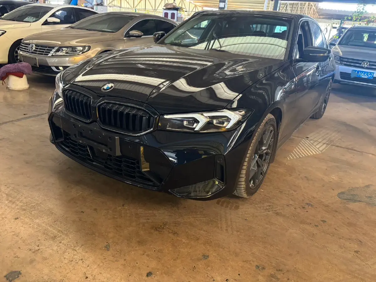 2025 BMW 3 Series 2.0T 245HP L4 8AT