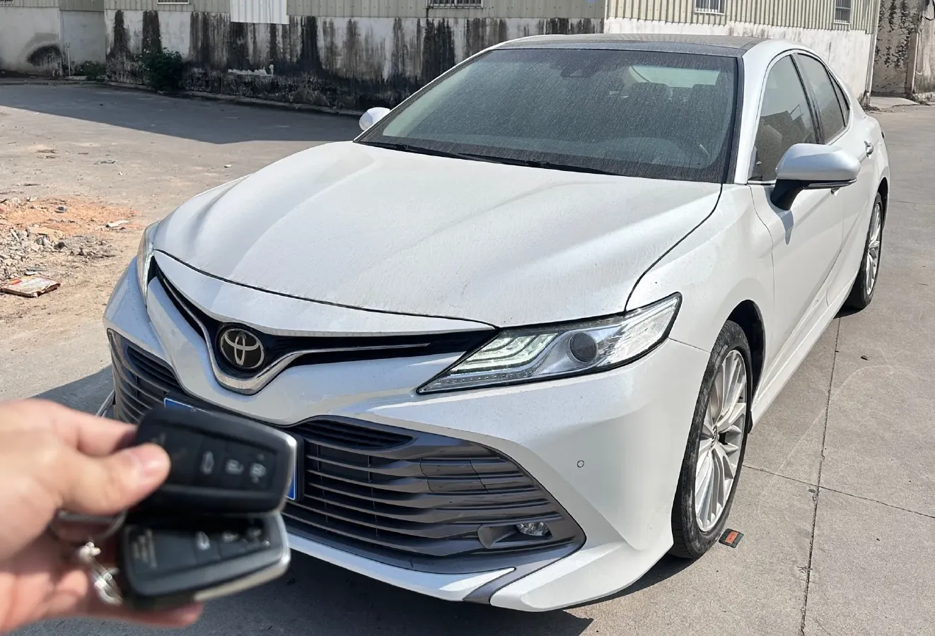 2019 Toyota Camry 2.5L 209HP L4 8AT,autocango,china used car exporter,china ev exporter,chinese used car exporter,chinese used ev exporter