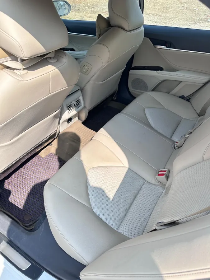 2019 Toyota Camry 2.5L 209HP L4 8AT,autocango,china used car exporter,china ev exporter,chinese used car exporter,chinese used ev exporter