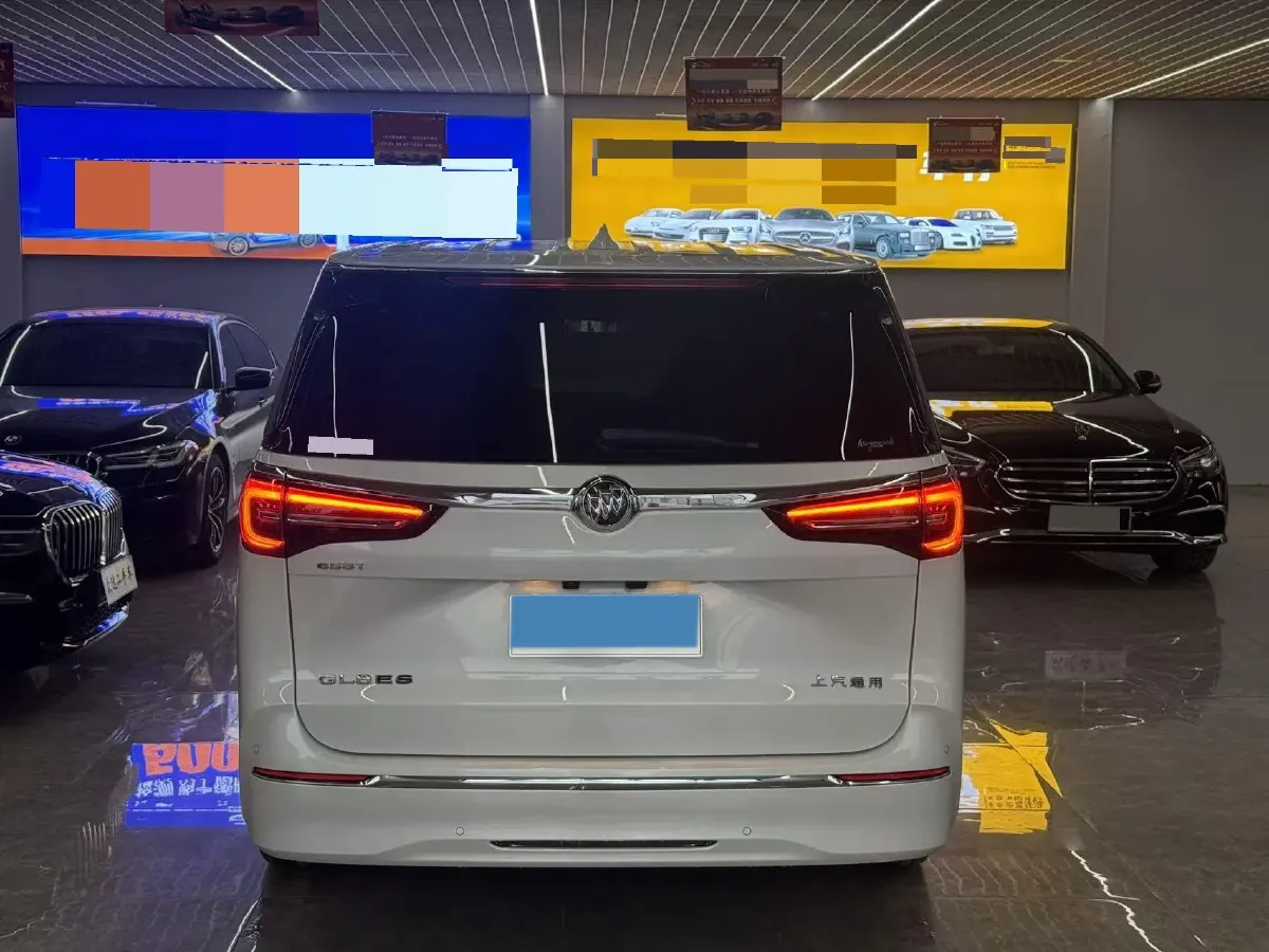 2020 Buick GL8 2.0T 237HP L4 9AT,autocango,china used car exporter,china ev exporter,chinese used car exporter,chinese used ev exporter