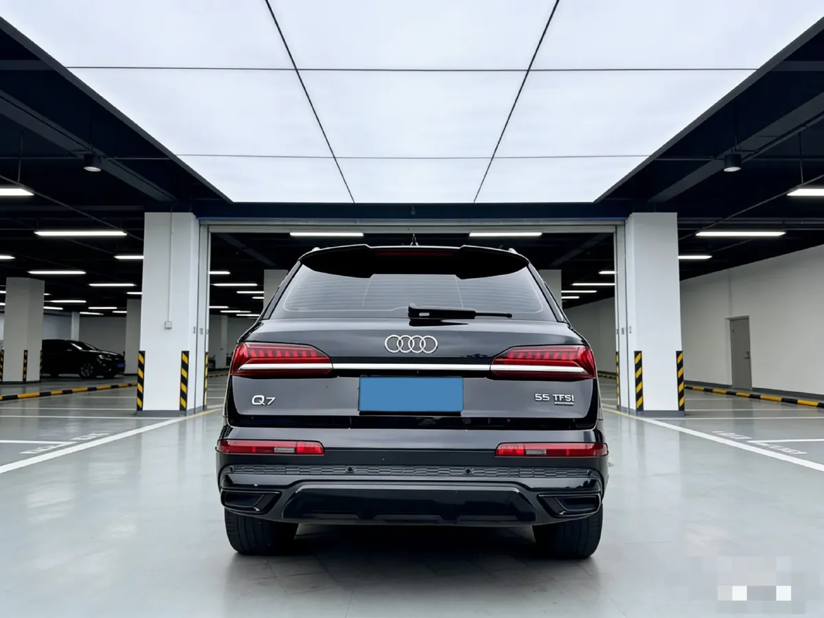 2021 Audi Q7 3.0T 340HP V6 8AT,autocango,china used car exporter,china ev exporter,chinese used car exporter,chinese used ev exporter