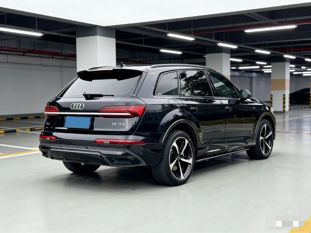 2021 Audi Q7 3.0T 340HP V6 8AT,autocango,china used car exporter,china ev exporter,chinese used car exporter,chinese used ev exporter
