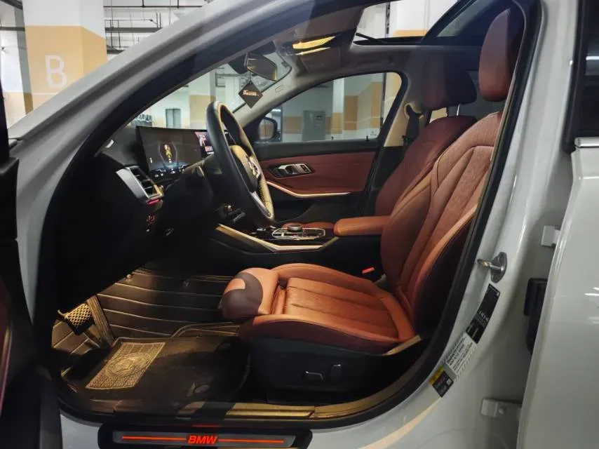 2024 BMW i3 BEV 70KWH,autocango,china used car exporter,china ev exporter,chinese used car exporter,chinese used ev exporter