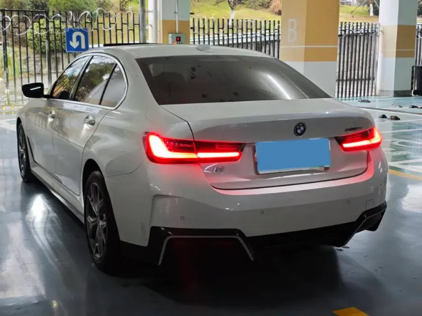 2024 BMW i3 BEV 70KWH,autocango,china used car exporter,china ev exporter,chinese used car exporter,chinese used ev exporter