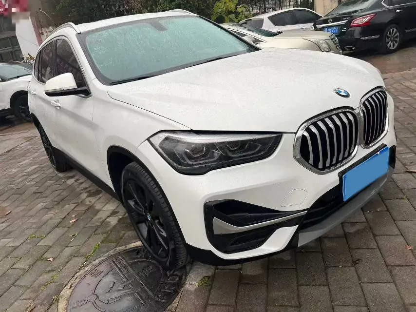2020 BMW X1 1.5T 140HP L3 7DCT,autocango,china used car exporter,china ev exporter,chinese used car exporter,chinese used ev exporter