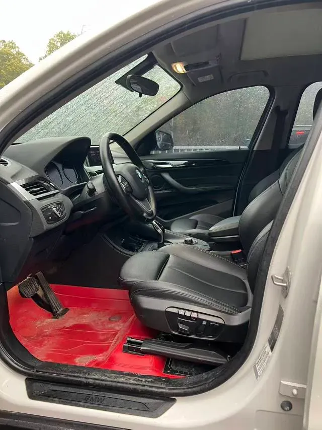 2020 BMW X1 1.5T 140HP L3 7DCT,autocango,china used car exporter,china ev exporter,chinese used car exporter,chinese used ev exporter