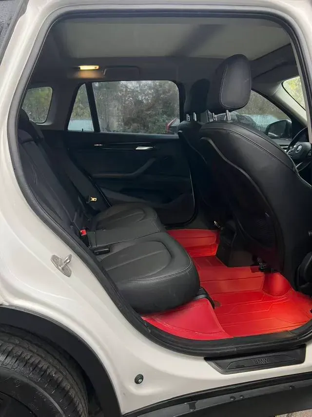 2020 BMW X1 1.5T 140HP L3 7DCT,autocango,china used car exporter,china ev exporter,chinese used car exporter,chinese used ev exporter