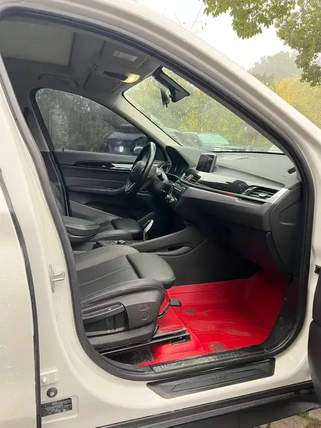 2020 BMW X1 1.5T 140HP L3 7DCT,autocango,china used car exporter,china ev exporter,chinese used car exporter,chinese used ev exporter