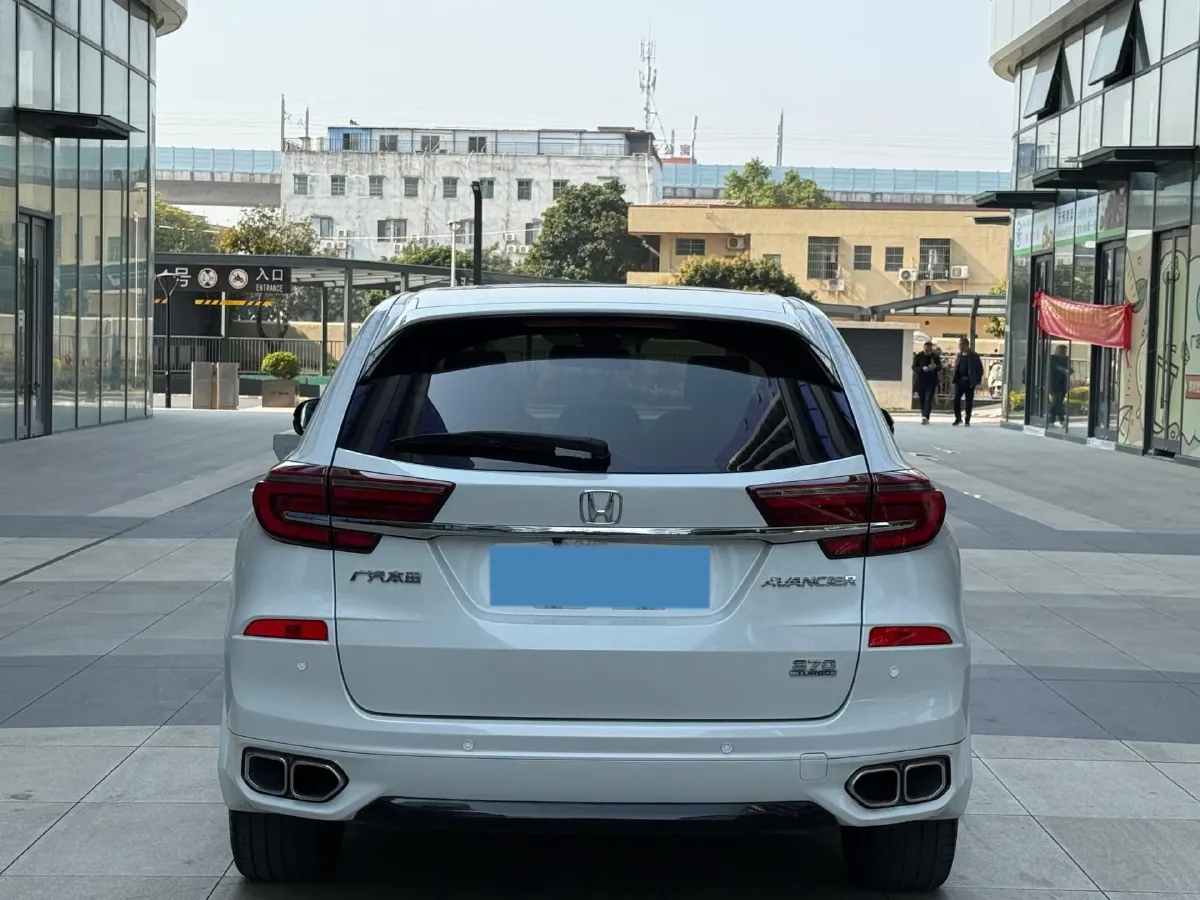 2020 Honda Avancier 2.0T 272HP L4 9AT,autocango,china used car exporter,china ev exporter,chinese used car exporter,chinese used ev exporter