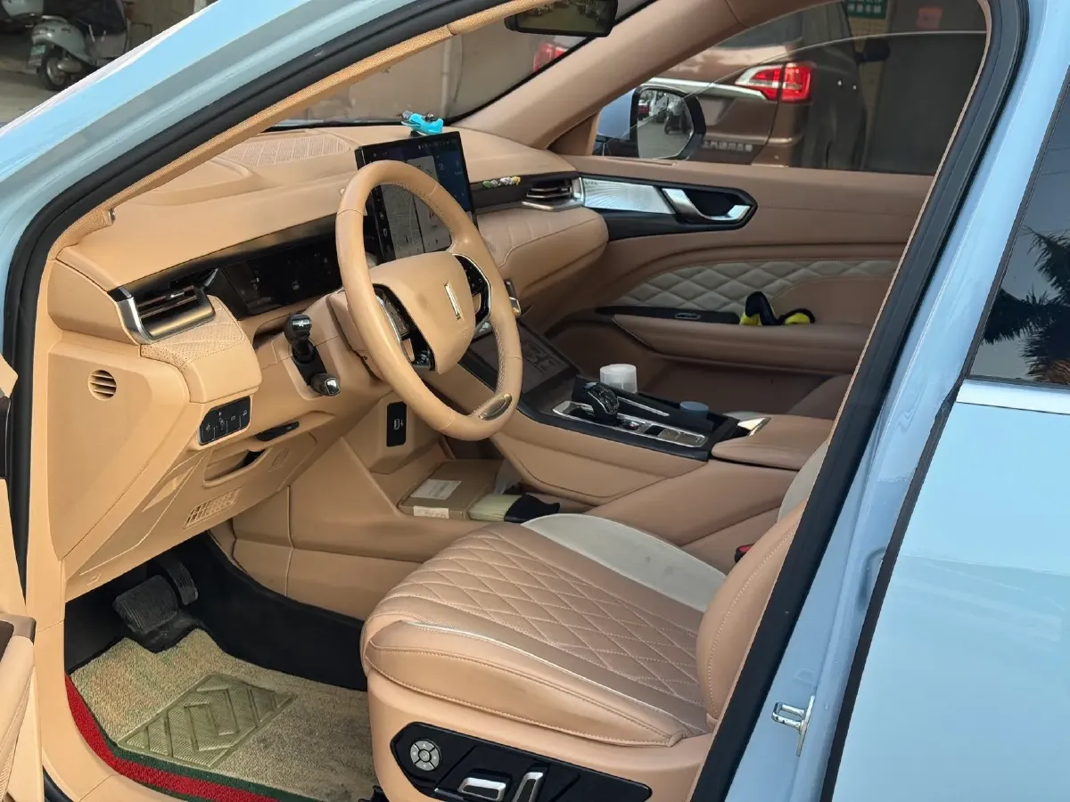 2022 WEY Latte DHT 1.5T 156HP L4 2DHT Hybrid,autocango,china used car exporter,china ev exporter,chinese used car exporter,chinese used ev exporter