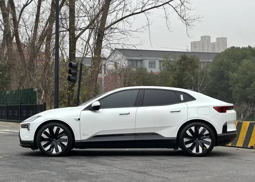 2023 Polestar 4 BEV 86KWH,autocango,china used car exporter,china ev exporter,chinese used car exporter,chinese used ev exporter