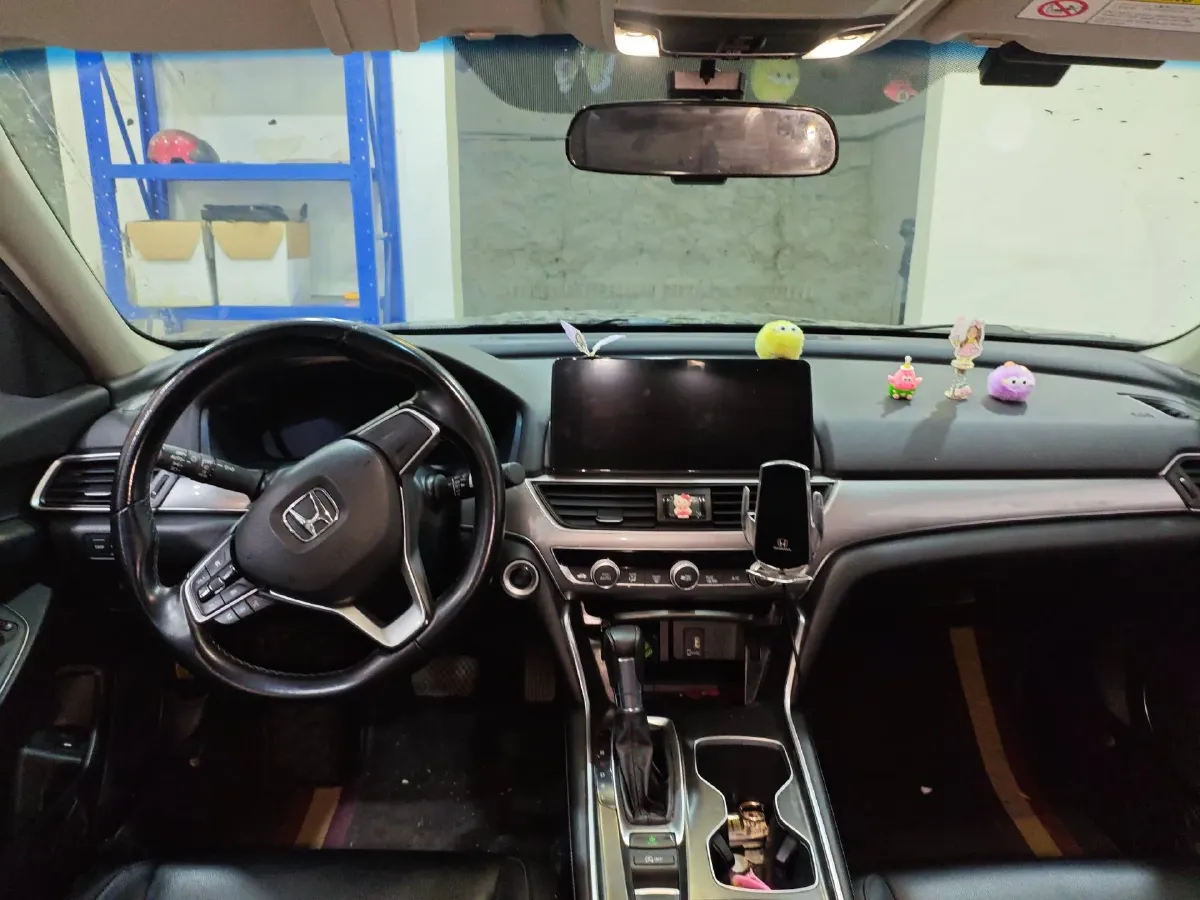 2022 Honda Accord 1.5T 194HP L4 CVT,autocango,china used car exporter,china ev exporter,chinese used car exporter,chinese used ev exporter