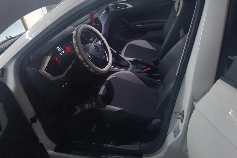 2021 Haval H6 1.5T 169HP L4 7DCT,autocango,china used car exporter,china ev exporter,chinese used car exporter,chinese used ev exporter