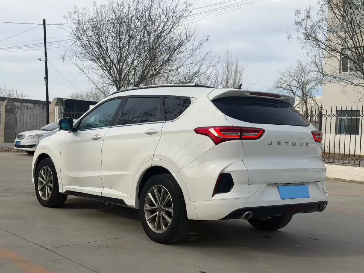2020 Jetour X70 1.5T 156HP L4 6DCT,autocango,china used car exporter,china ev exporter,chinese used car exporter,chinese used ev exporter