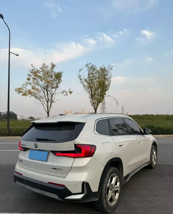 2023 BMW X1 1.5T 156HP L3 7DCT,autocango,china used car exporter,china ev exporter,chinese used car exporter,chinese used ev exporter
