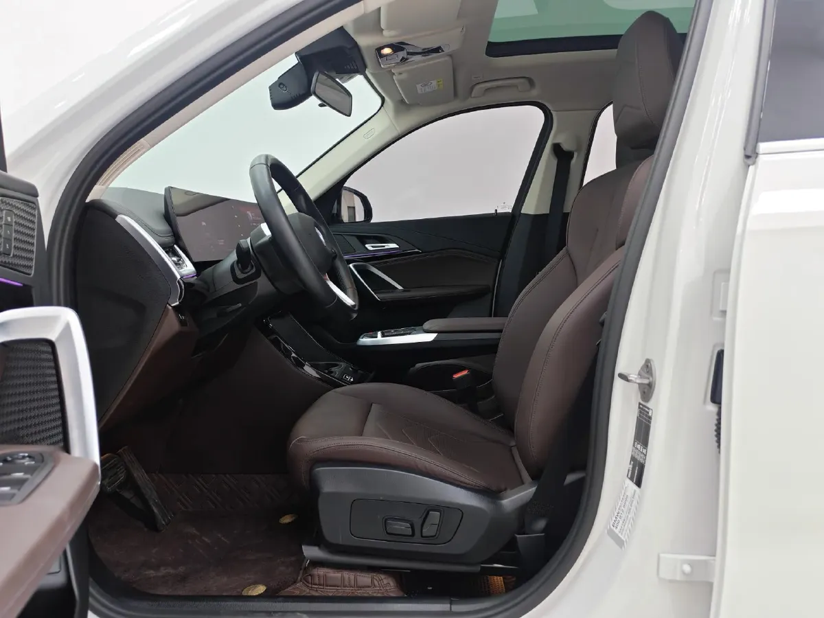 2023 BMW X1 1.5T 156HP L3 7DCT,autocango,china used car exporter,china ev exporter,chinese used car exporter,chinese used ev exporter