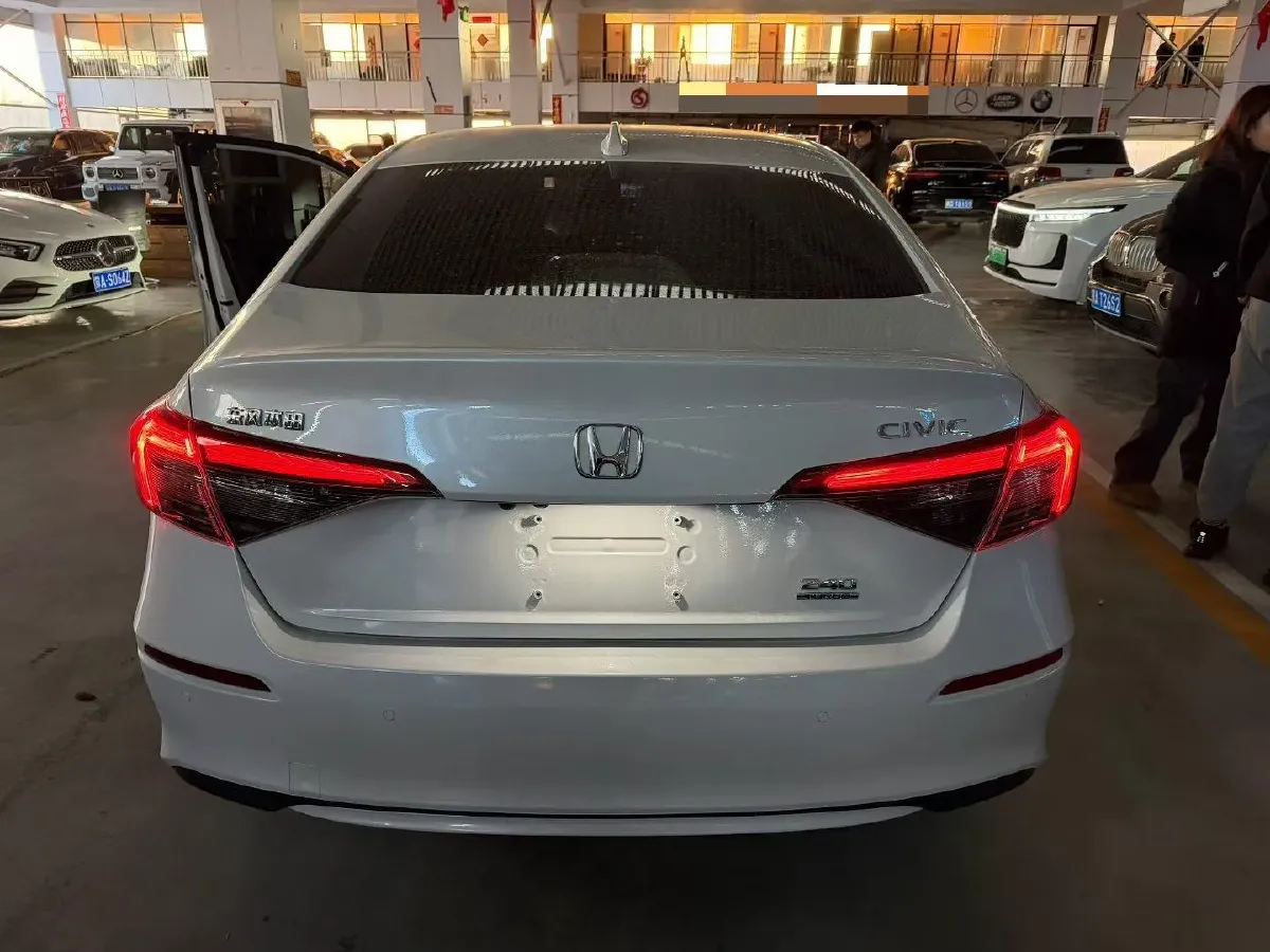 2023 Honda Civic 1.5T 182HP L4 CVT,autocango,china used car exporter,china ev exporter,chinese used car exporter,chinese used ev exporter