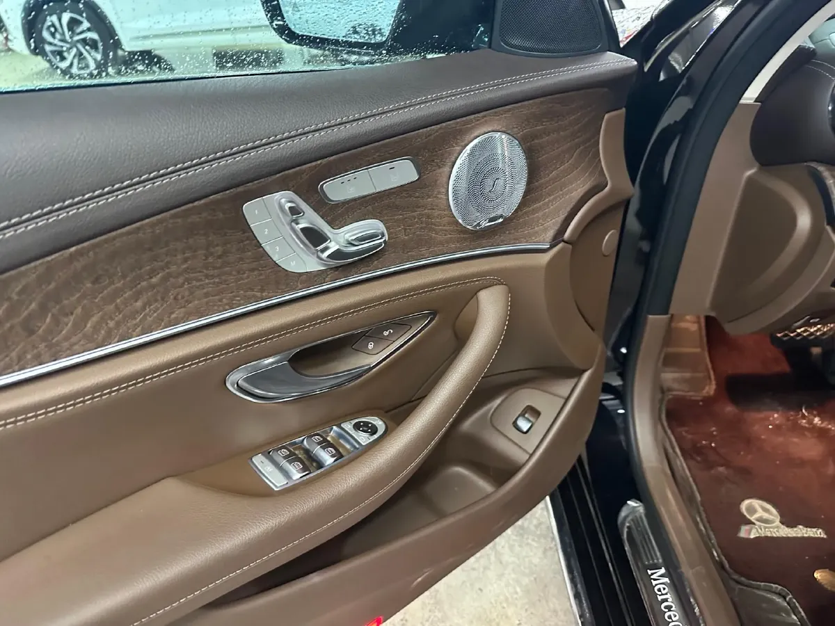 2021 Mercedes-Benz E Class 2.0T 258HP L4 9AT,autocango,china used car exporter,china ev exporter,chinese used car exporter,chinese used ev exporter