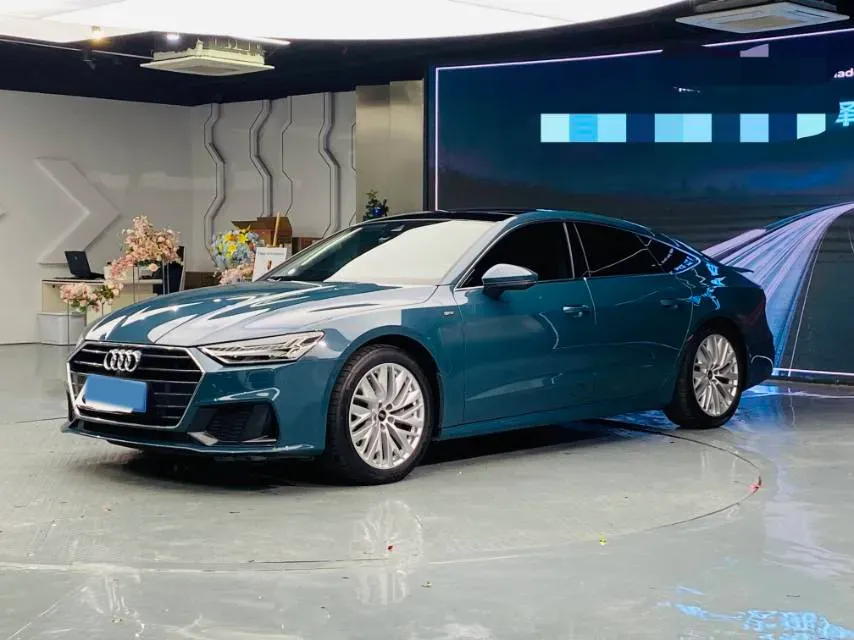 2021 Audi A7 2.0T 245HP L4 7DCT,autocango,china used car exporter,china ev exporter,chinese used car exporter,chinese used ev exporter