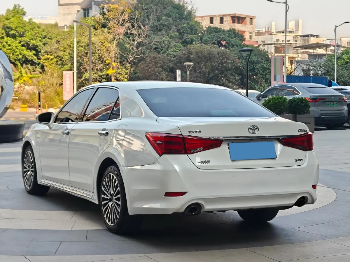 2018 Toyota Highlander 2.0T 220HP L4 6AT,autocango,china used car exporter,china ev exporter,chinese used car exporter,chinese used ev exporter