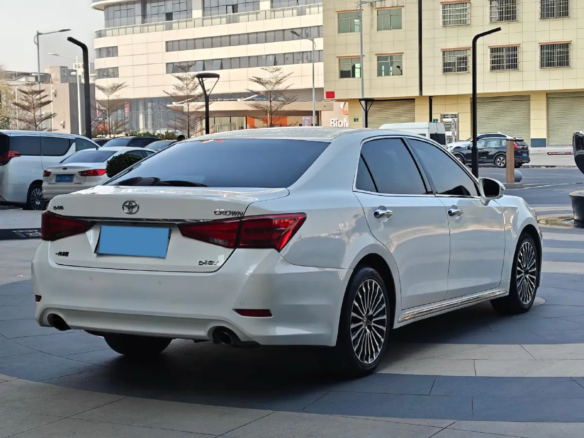 2018 Toyota Highlander 2.0T 220HP L4 6AT,autocango,china used car exporter,china ev exporter,chinese used car exporter,chinese used ev exporter