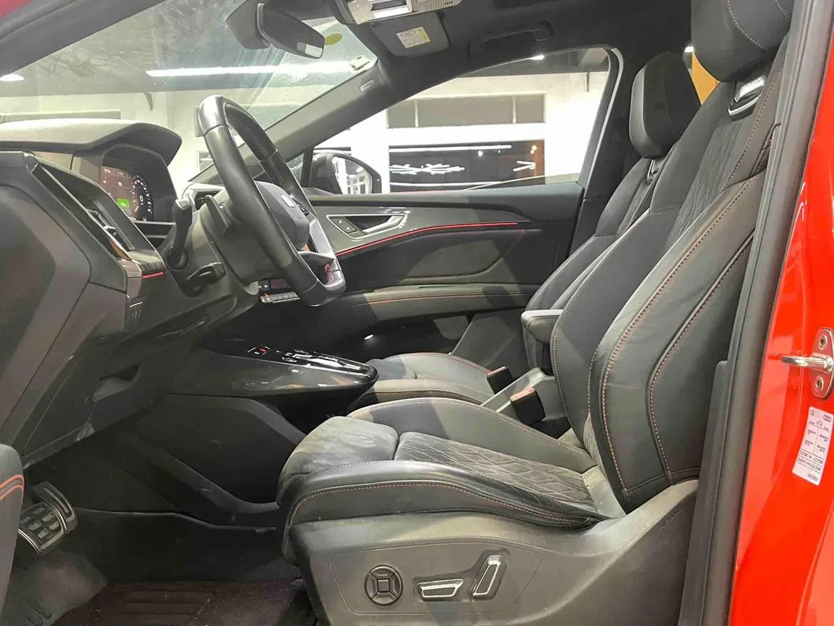 2022 Audi Q5 e-tron BEV 83.4KWH,autocango,china used car exporter,china ev exporter,chinese used car exporter,chinese used ev exporter