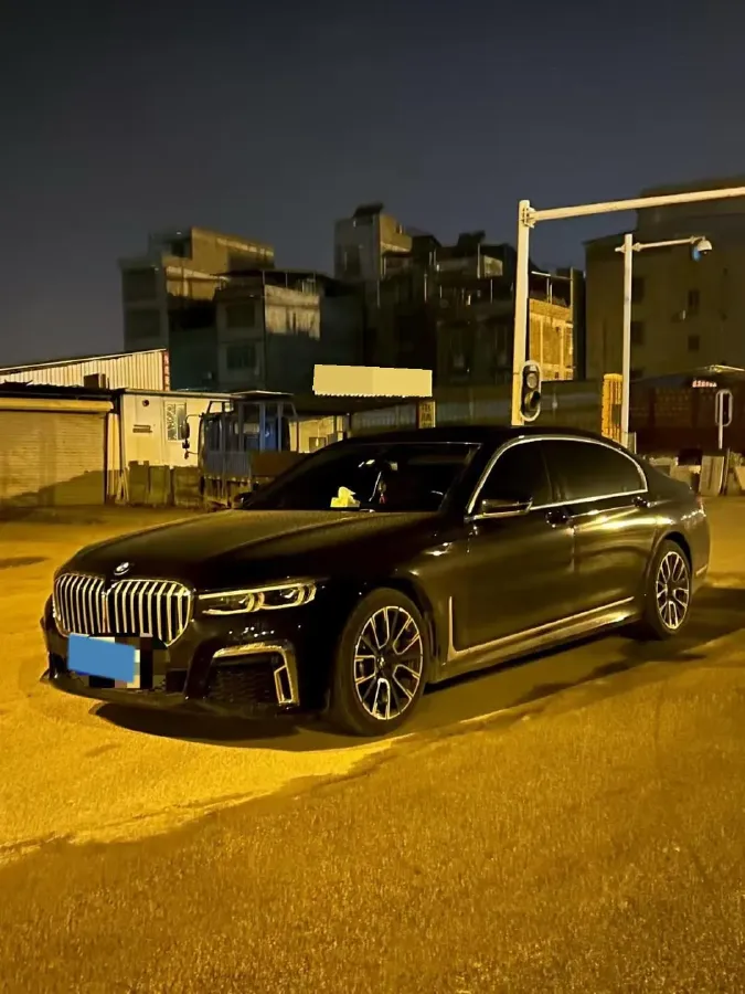 2021 BMW 7 Series 2.0T 265HP L4 8AT,autocango,china used car exporter,china ev exporter,chinese used car exporter,chinese used ev exporter