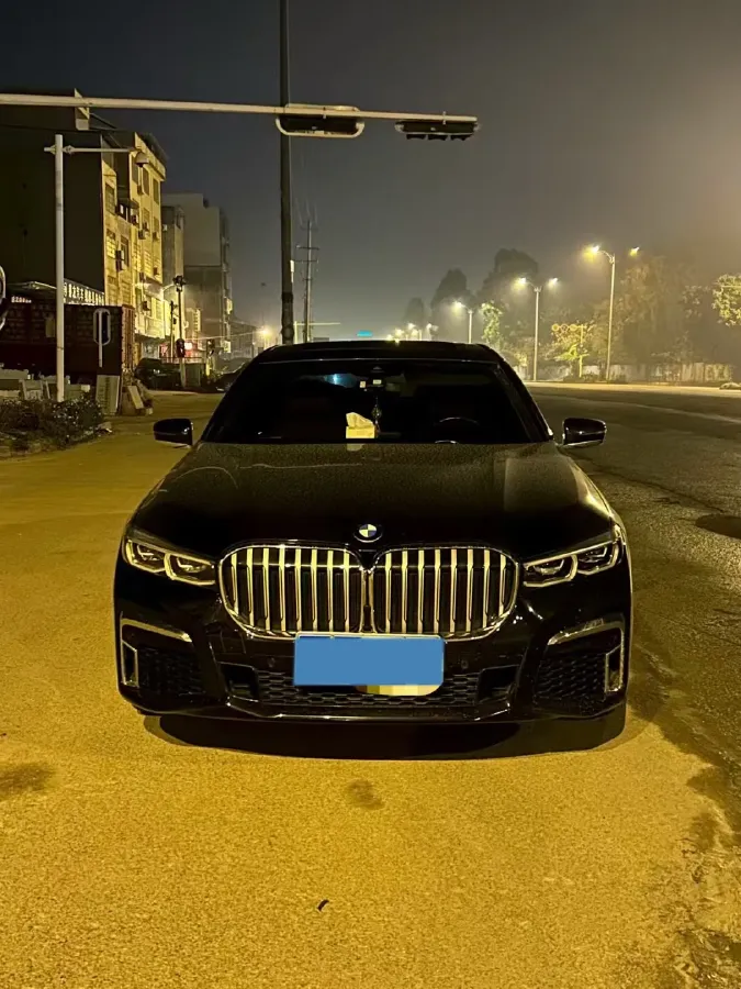 2021 BMW 7 Series 2.0T 265HP L4 8AT,autocango,china used car exporter,china ev exporter,chinese used car exporter,chinese used ev exporter