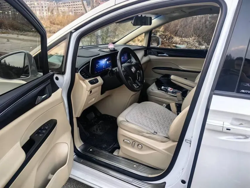 2023 Buick GL8 2.0T 237HP L4 9AT,autocango,china used car exporter,china ev exporter,chinese used car exporter,chinese used ev exporter