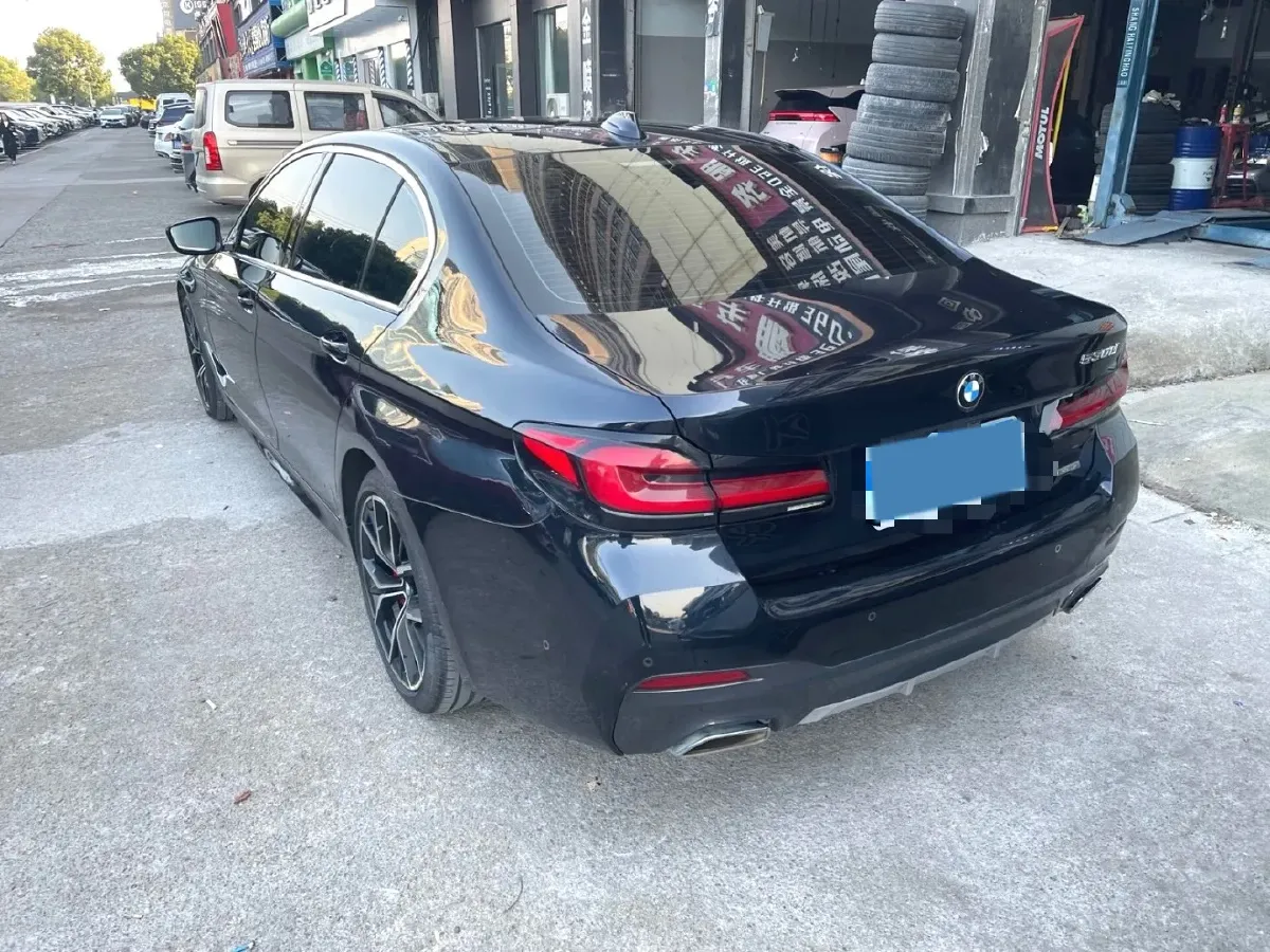 2021 BMW 5 Series 2.0T 252HP L4 8AT,autocango,china used car exporter,china ev exporter,chinese used car exporter,chinese used ev exporter