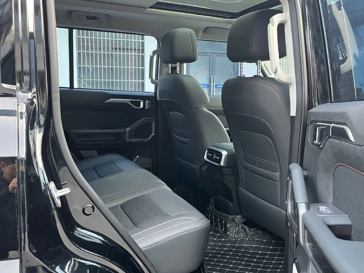 2023 Jetour Traveller 1.5T 184HP L4 7DCT,autocango,china used car exporter,china ev exporter,chinese used car exporter,chinese used ev exporter