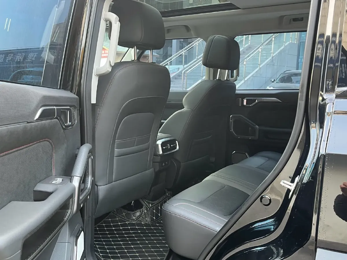 2023 Jetour Traveller 1.5T 184HP L4 7DCT,autocango,china used car exporter,china ev exporter,chinese used car exporter,chinese used ev exporter