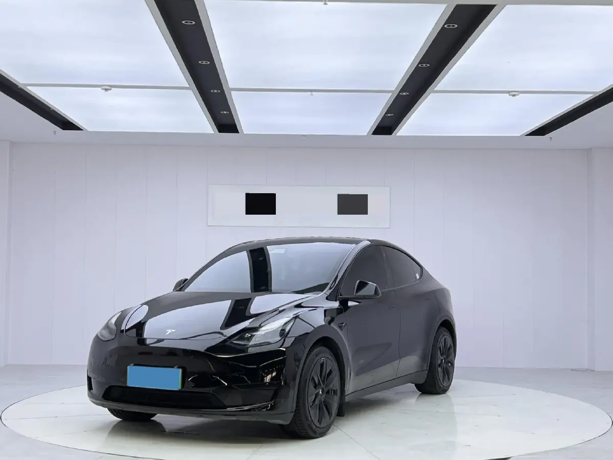 2022 Tesla Model Y BEV 60KWH
