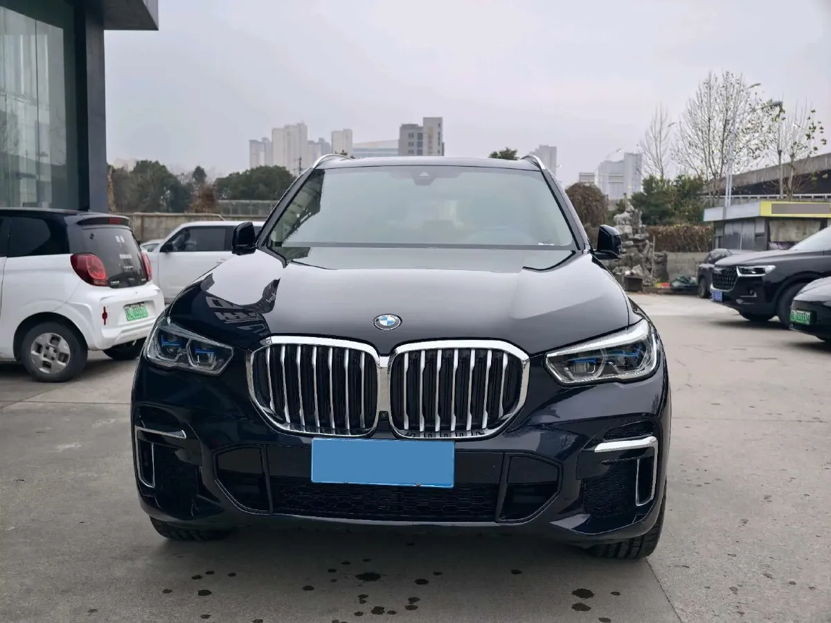 2022 BMW X5 2.0T 245HP L4 8AT,autocango,china used car exporter,china ev exporter,chinese used car exporter,chinese used ev exporter