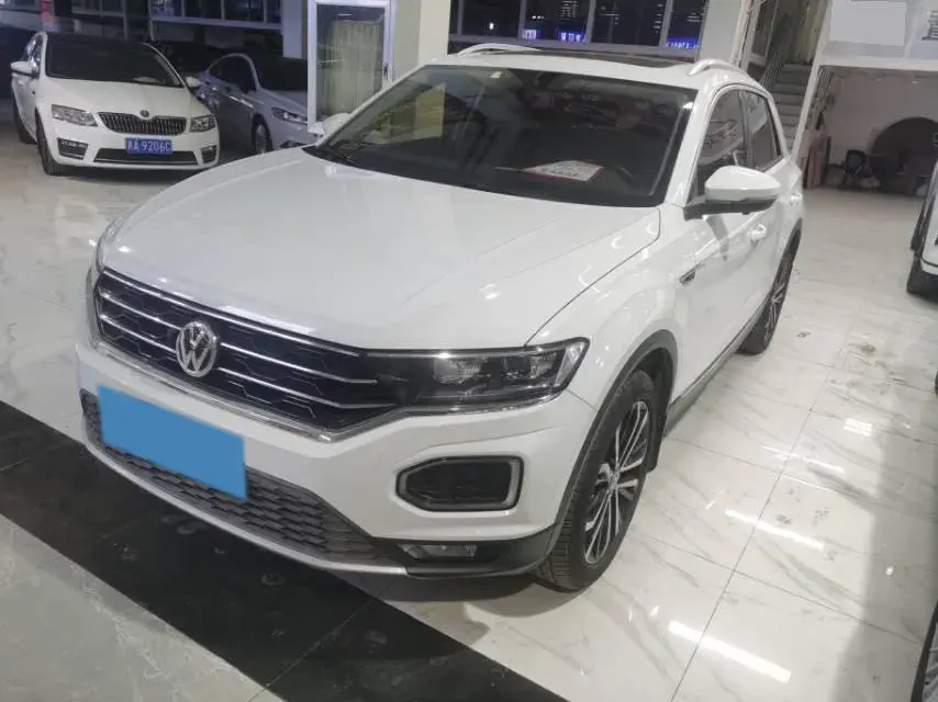 2020 Volkswagen T-Roc 1.4T 150HP L4 7DCT