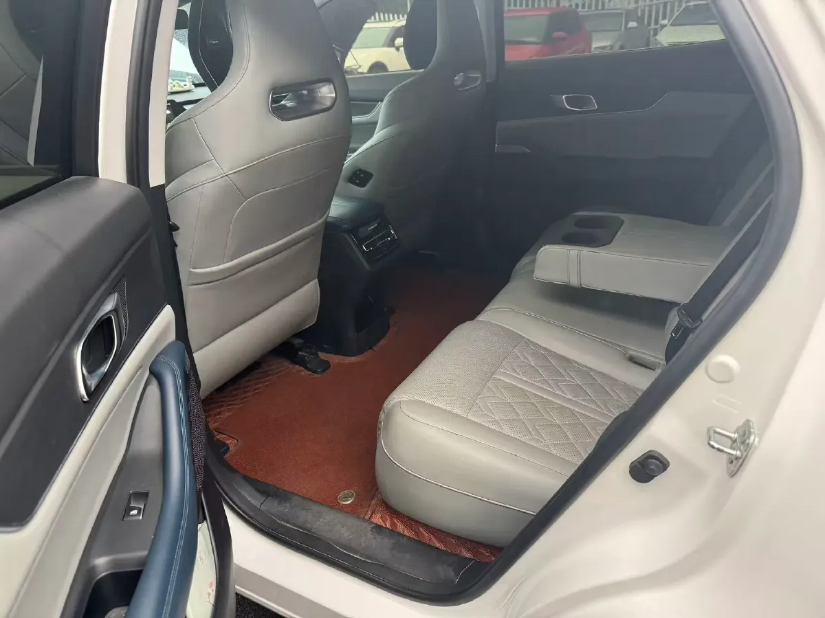 2022 Chevrolet Menlo BEV 61.1KWH,autocango,china used car exporter,china ev exporter,chinese used car exporter,chinese used ev exporter