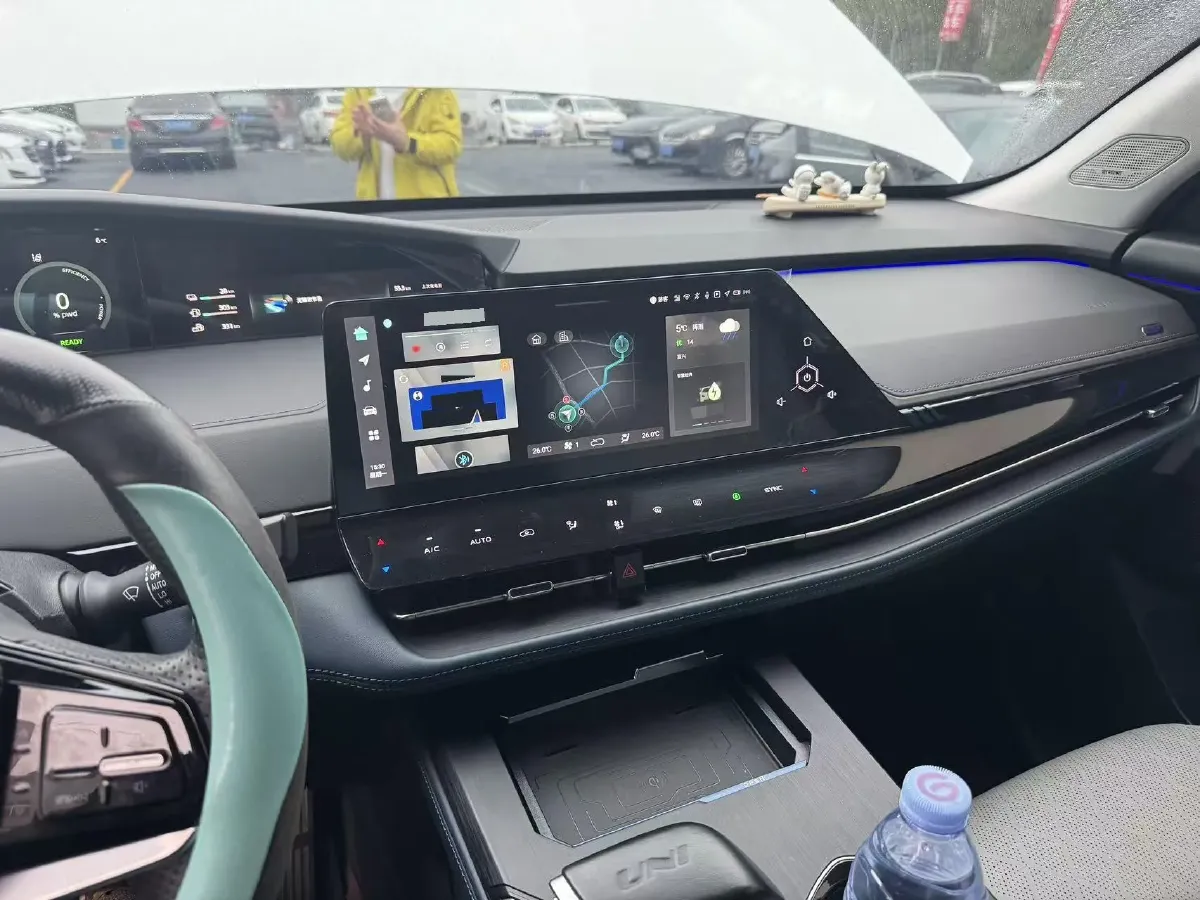 2022 Chevrolet Menlo BEV 61.1KWH,autocango,china used car exporter,china ev exporter,chinese used car exporter,chinese used ev exporter