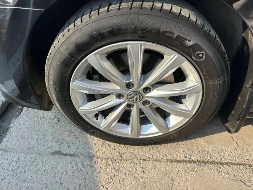 2017 Volkswagen Passat 1.8T 180HP L4 7DCT,autocango,china used car exporter,china ev exporter,chinese used car exporter,chinese used ev exporter