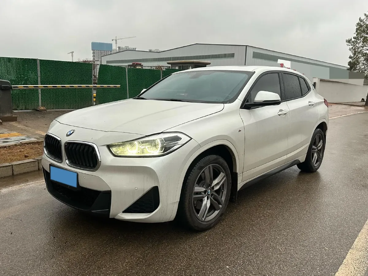 2021 BMW X2 2.0T 192HP L4 7DCT,autocango,china used car exporter,china ev exporter,chinese used car exporter,chinese used ev exporter