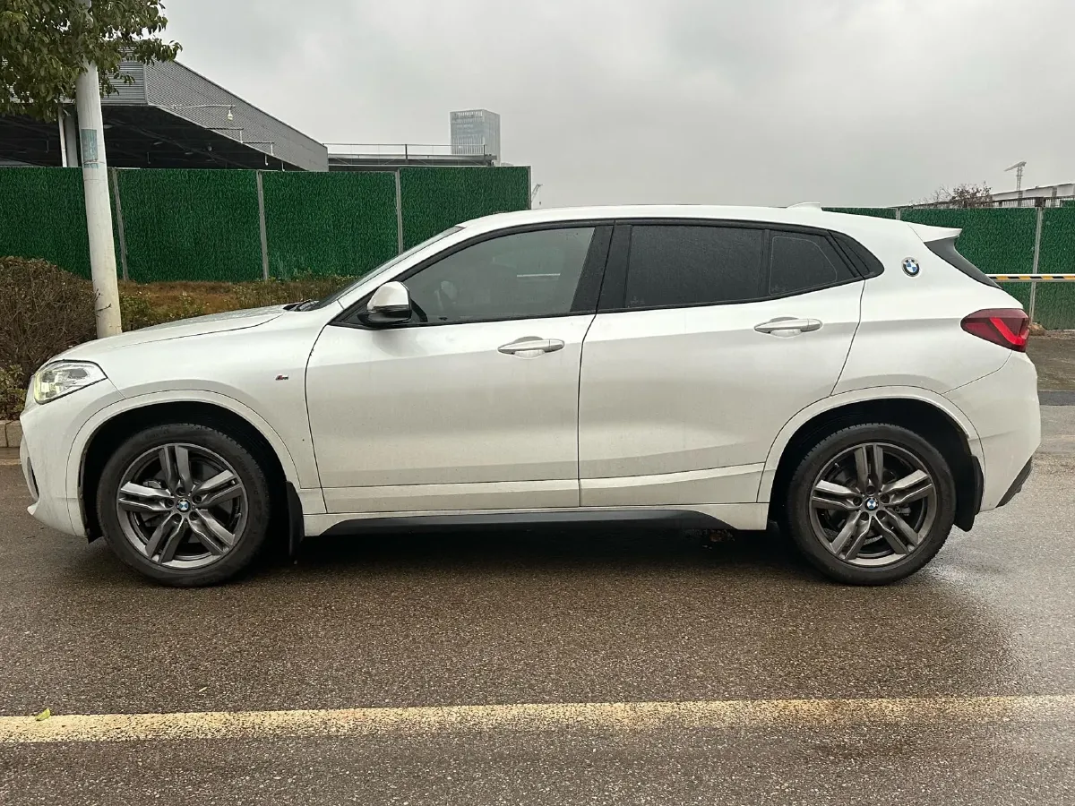 2021 BMW X2 2.0T 192HP L4 7DCT,autocango,china used car exporter,china ev exporter,chinese used car exporter,chinese used ev exporter