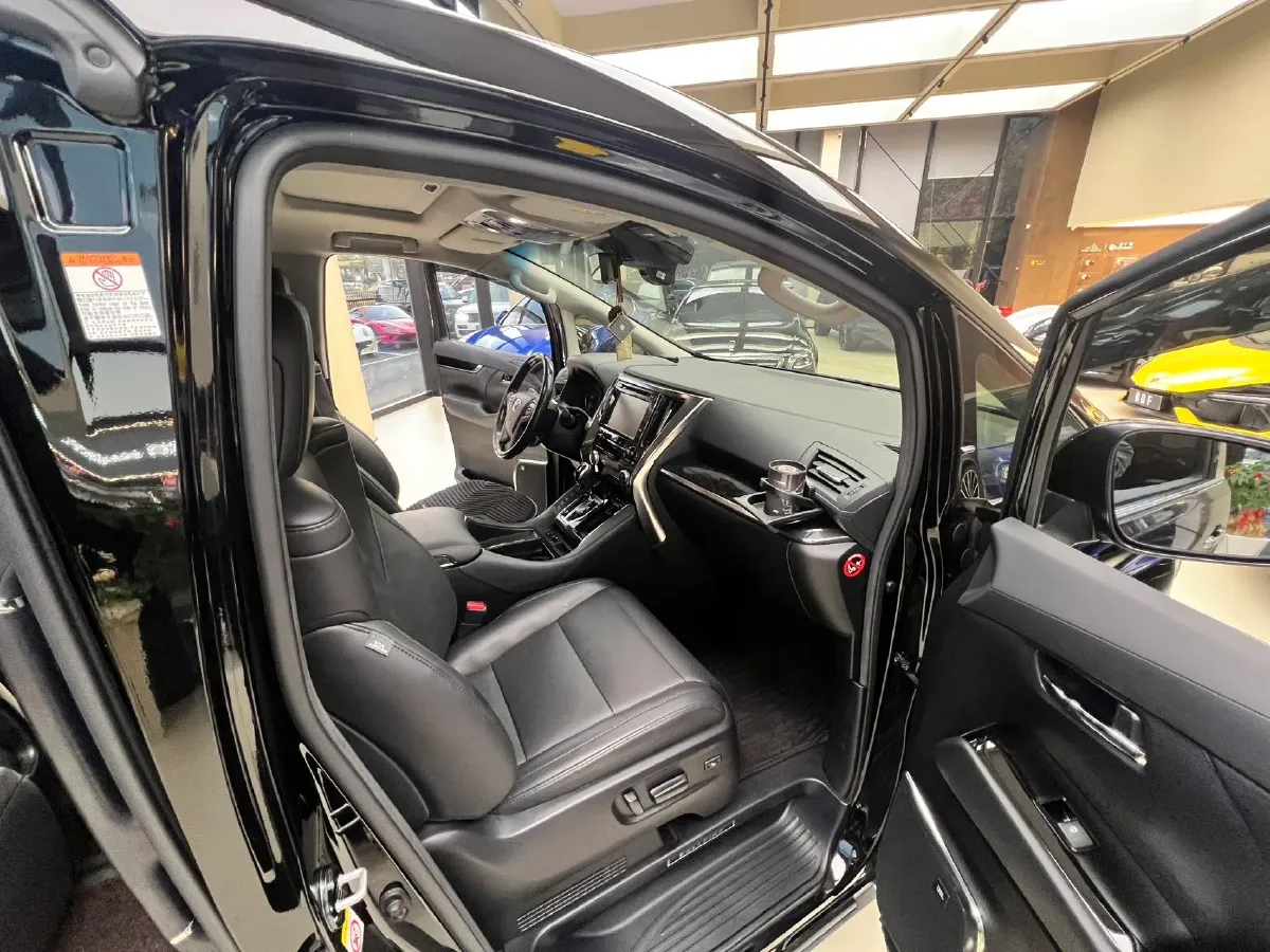 2019 Toyota Vellfire 2.5L 117HP L4 E-CVT Hybrid,autocango,china used car exporter,china ev exporter,chinese used car exporter,chinese used ev exporter