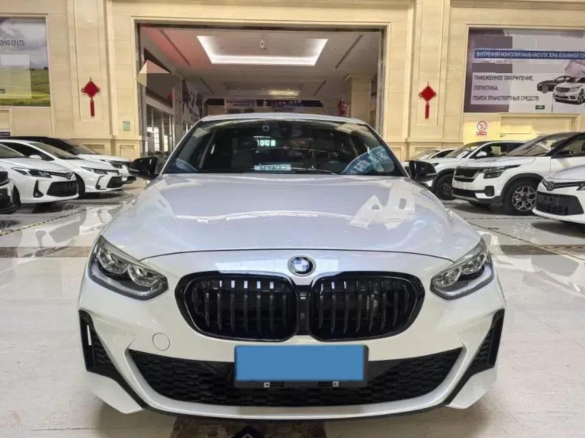 2022 BMW 1 Series 1.5T 140HP L3 7DCT,autocango,china used car exporter,china ev exporter,chinese used car exporter,chinese used ev exporter