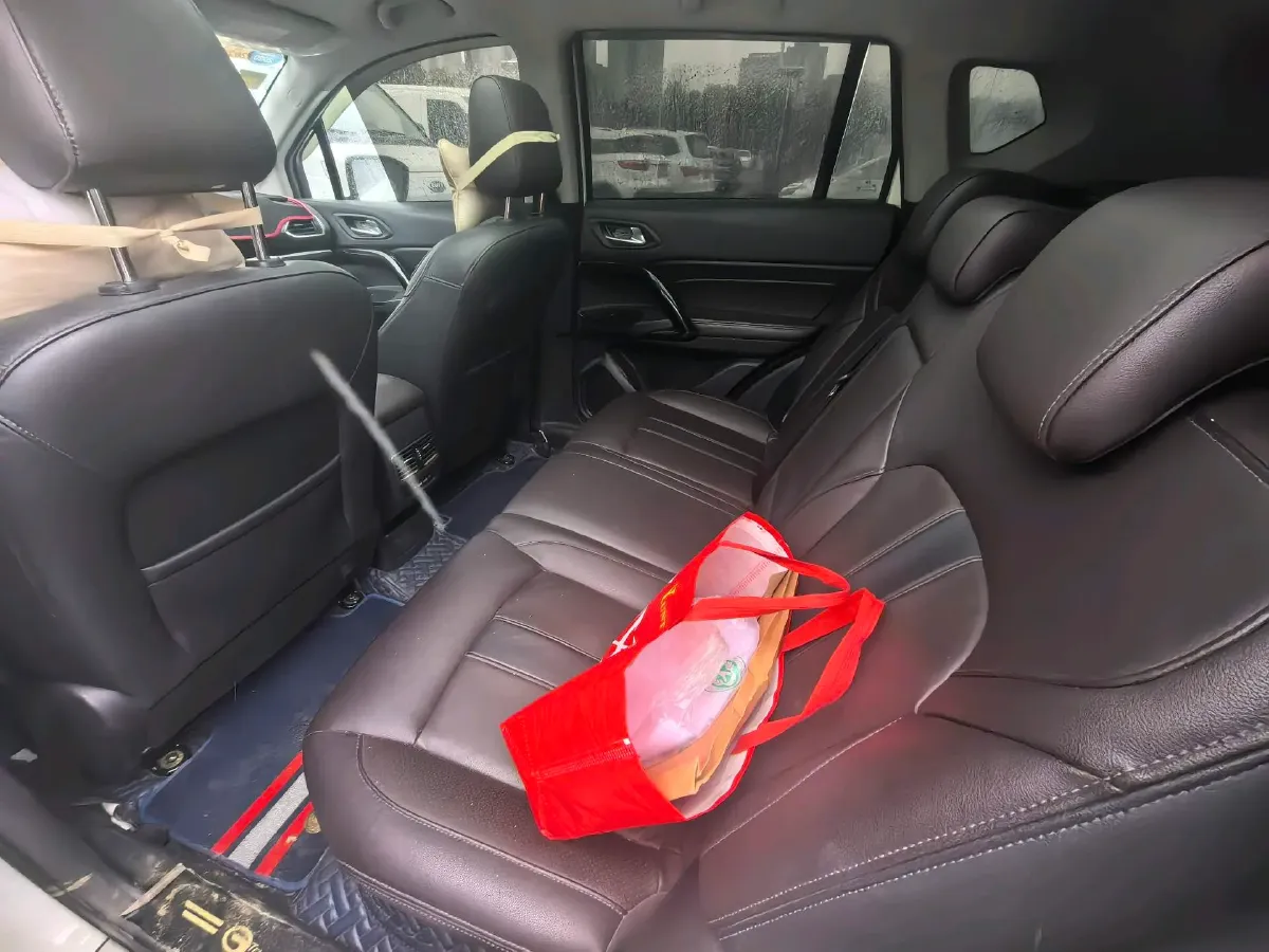 2019 GAC Trumpchi GS4 1.5T 169HP L4 6MT,autocango,china used car exporter,china ev exporter,chinese used car exporter,chinese used ev exporter