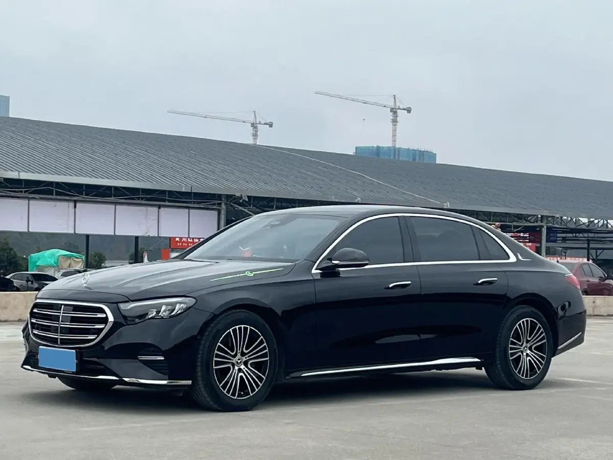 2025 Mercedes-Benz E Class 2.0T 204HP L4 9AT