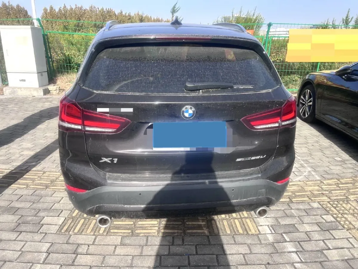 2021 BMW X1 2.0T 192HP L4 7DCT,autocango,china used car exporter,china ev exporter,chinese used car exporter,chinese used ev exporter